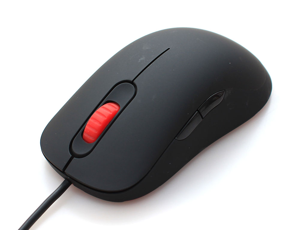 Zowie u2 купить. Zowie Wireless Mouse. Zowie xl2746k. Zowie xl2566k. Zowie мышь с дырками.